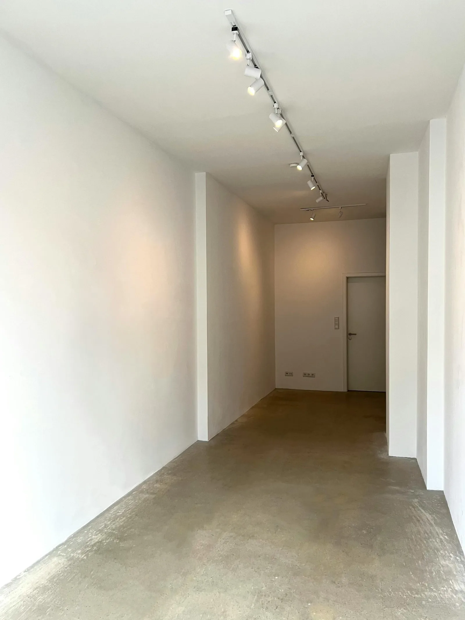Versatile Pop-Up Gallery Space on Brunnenstraße, Berlin — 3