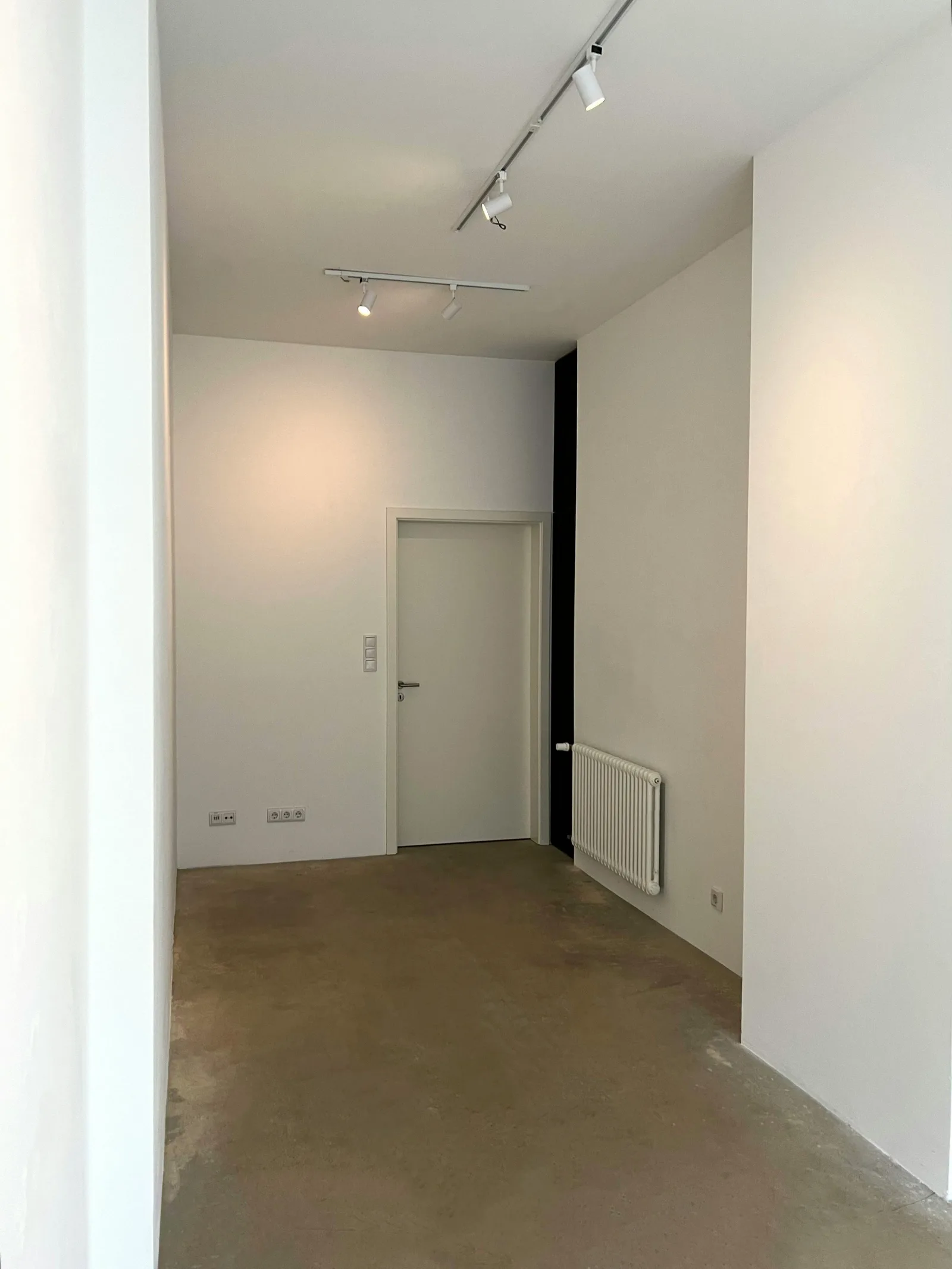 Versatile Pop-Up Gallery Space on Brunnenstraße, Berlin — 4