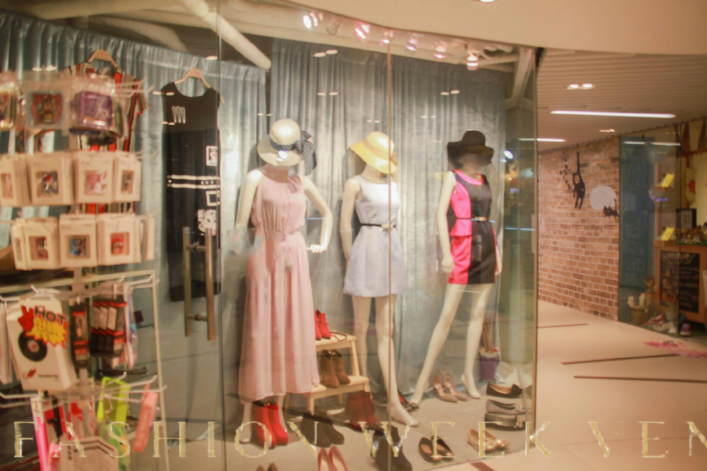 Versatile Pop-Up Shop in Causeway Bay Mall, 18 sqm, pop up store in Hong Kong, interior view