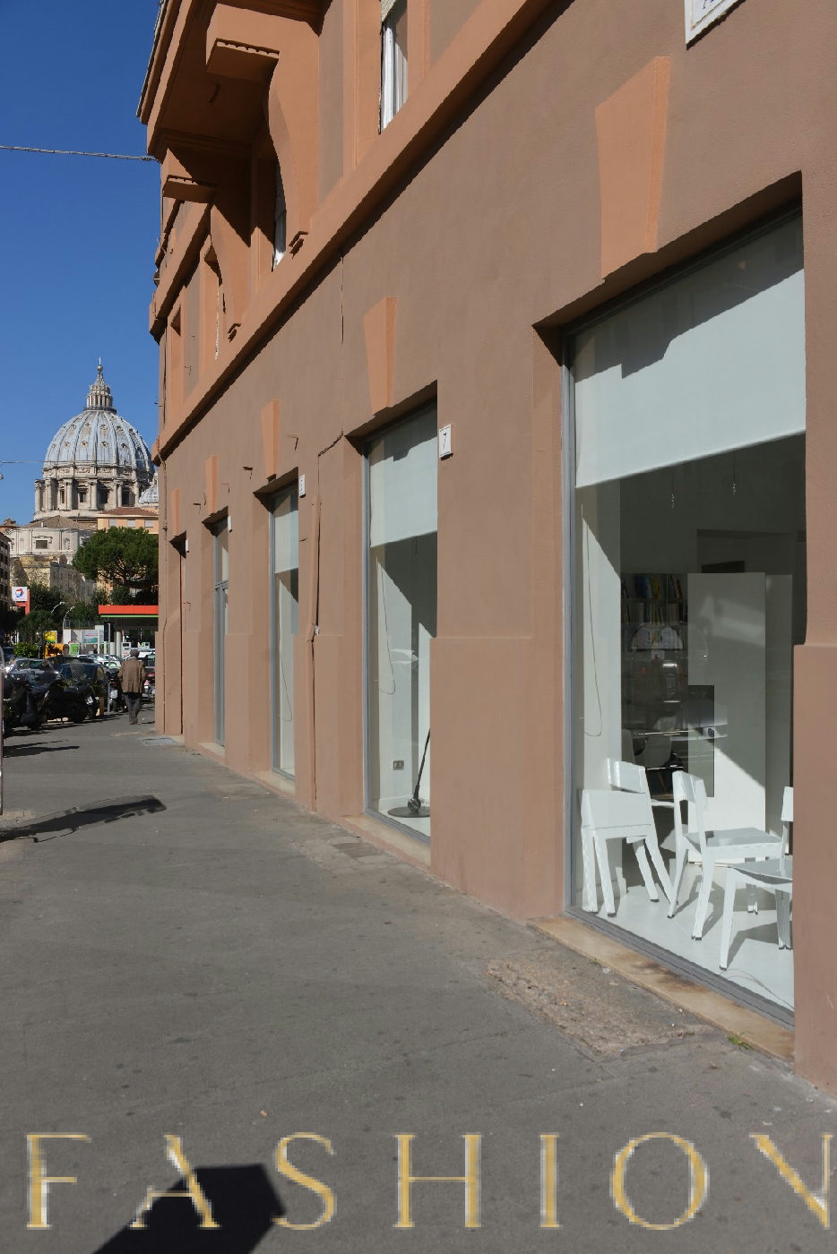 Versatile Pop-Up Space Steps from St. Peter's Dome, 30 sqm, pop up store in Roma