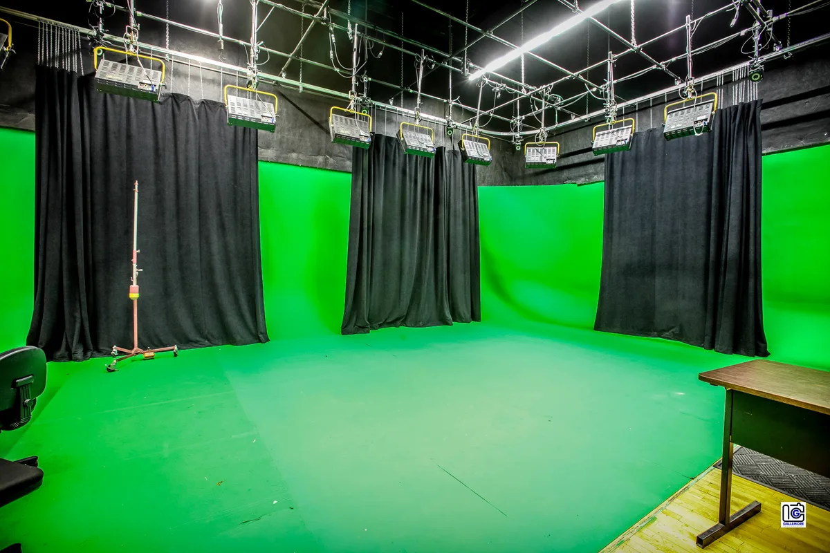 Versatile Production and Event Space with Two Sound Stages, 2601 sqm, popup store in Tempe, interior view