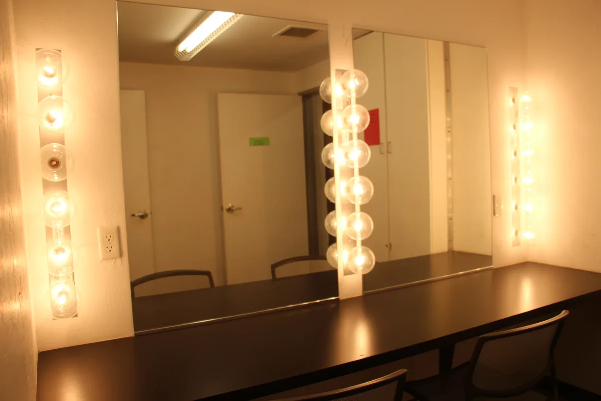 Versatile Production and Event Space with Two Sound Stages, 2601 sqm, popup store in Tempe, second interior view