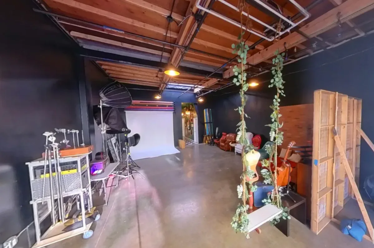 Versatile Production Space with Grid and Rain Systems, 139 sqm, photo shoot, pop-up rental in Los Angeles, interior view