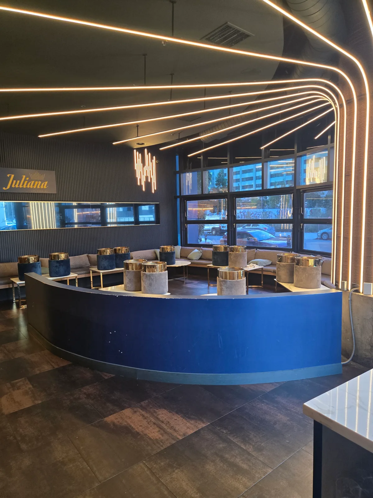 Versatile Restaurant and Lounge in Koreatown, 232 sqm, private event, pop-up rental in Los Angeles, interior view