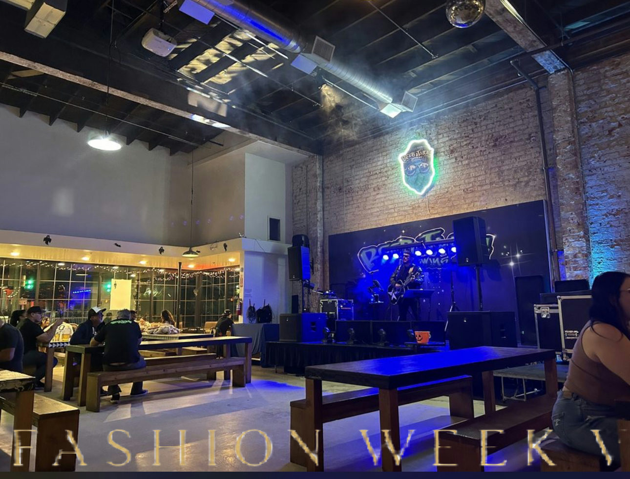 Versatile Restaurant/Bar/Cafe Space, 650 sqm, corporate event, pop-up rental in Bell