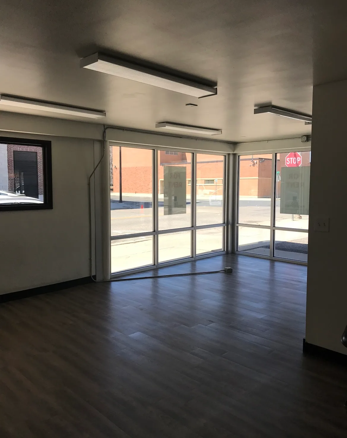 Versatile Retail/Office Space with Private Parking, 134 sqm, retail activation, pop-up rental in Loveland, interior view