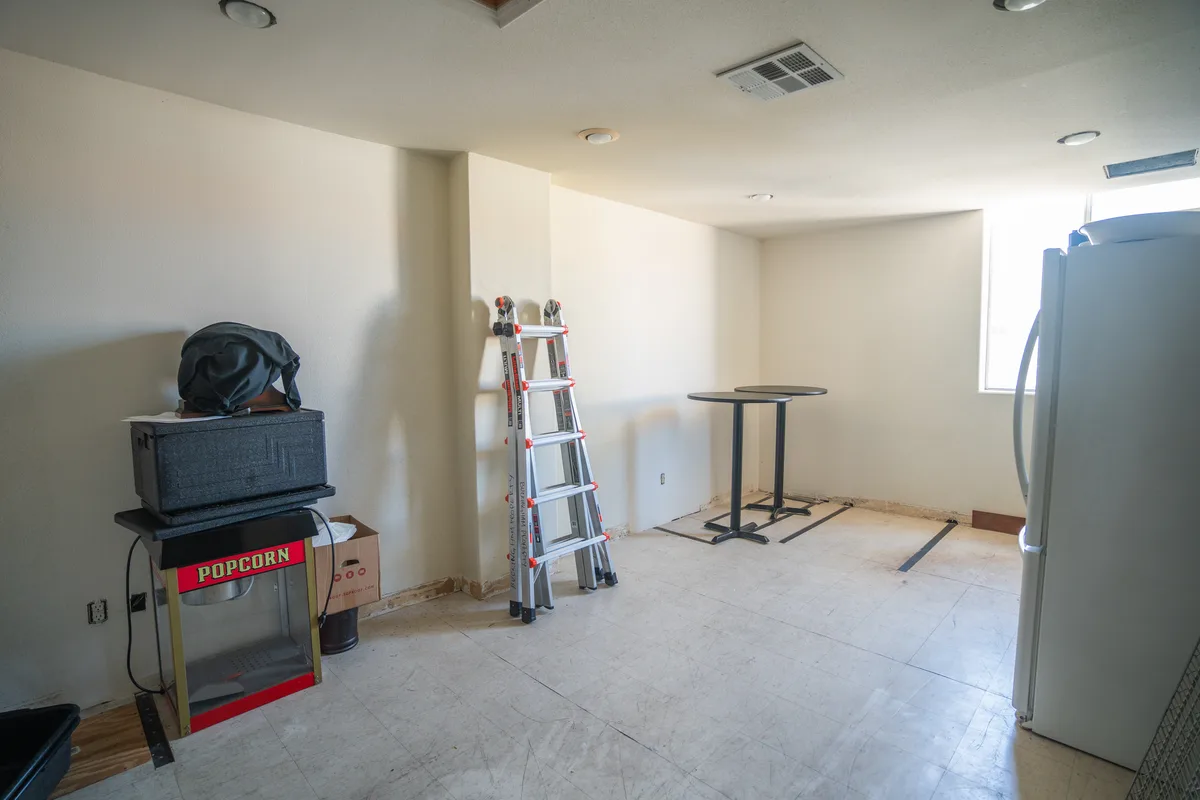 Versatile Second Floor Event Space in Old Torrance, 225 sqm, pop up store, third interior view
