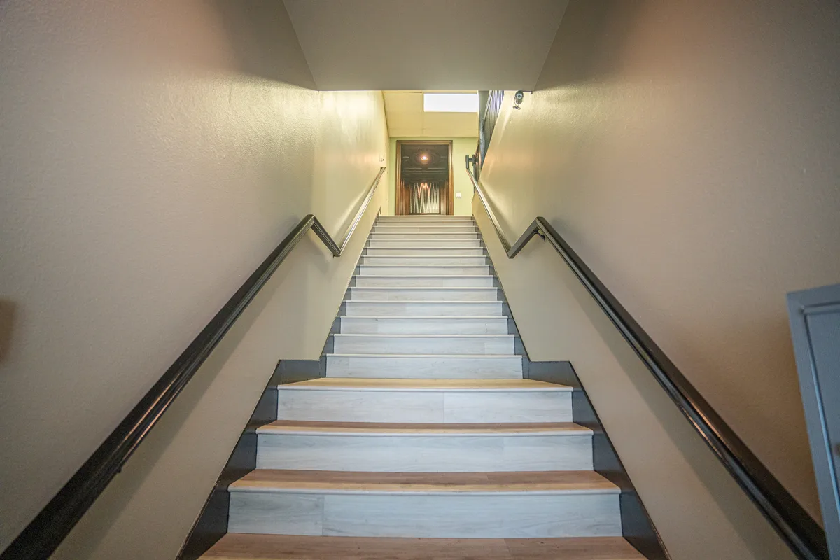 Versatile Second Floor Event Space in Old Torrance, 225 sqm, pop up store, additional interior view