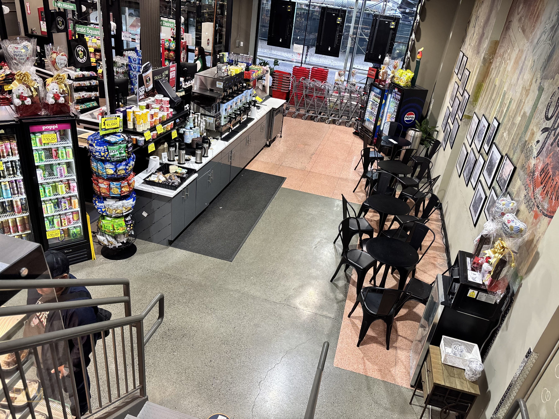 Versatile Second Floor Space with Amenities, 37 sqm, retail activation, pop-up rental in New York, second interior view