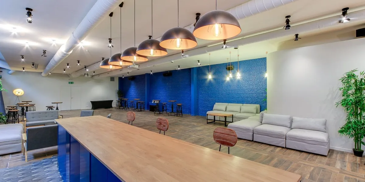 Versatile Seminar and Event Space in Paris, 700 sqm, pop up store, interior view