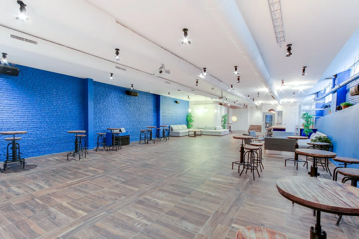 Versatile Seminar and Event Space in Paris, 700 sqm, pop up store, second interior view