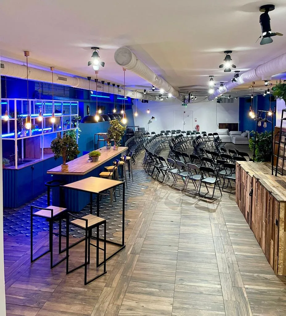 Versatile Seminar and Event Space in Paris, 700 sqm, pop up store, third interior view