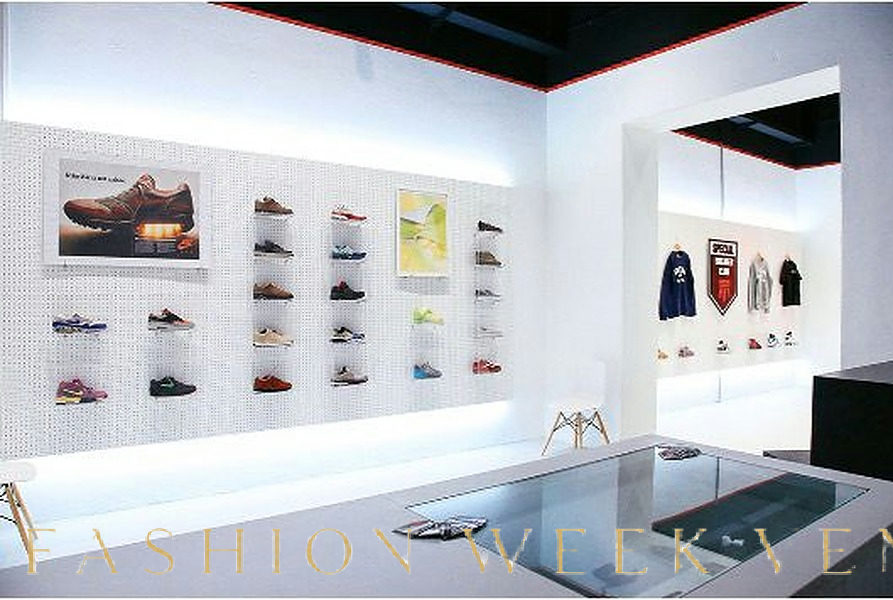 Versatile Showroom with Street Access for Creative Use, 60 sqm, showroom presentation, pop-up rental in Milano