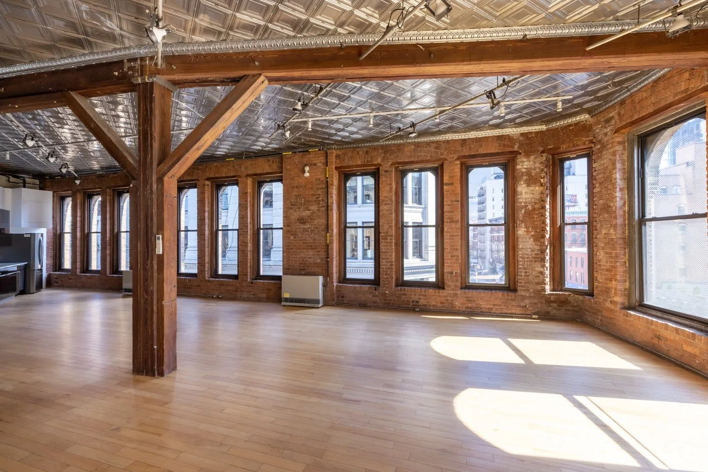 Versatile SoHo Loft for Fashion Shoots and Events