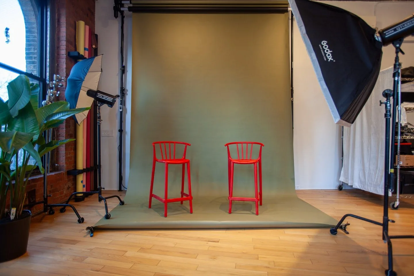 Versatile SoHo Loft for Fashion Shoots and Events — 5