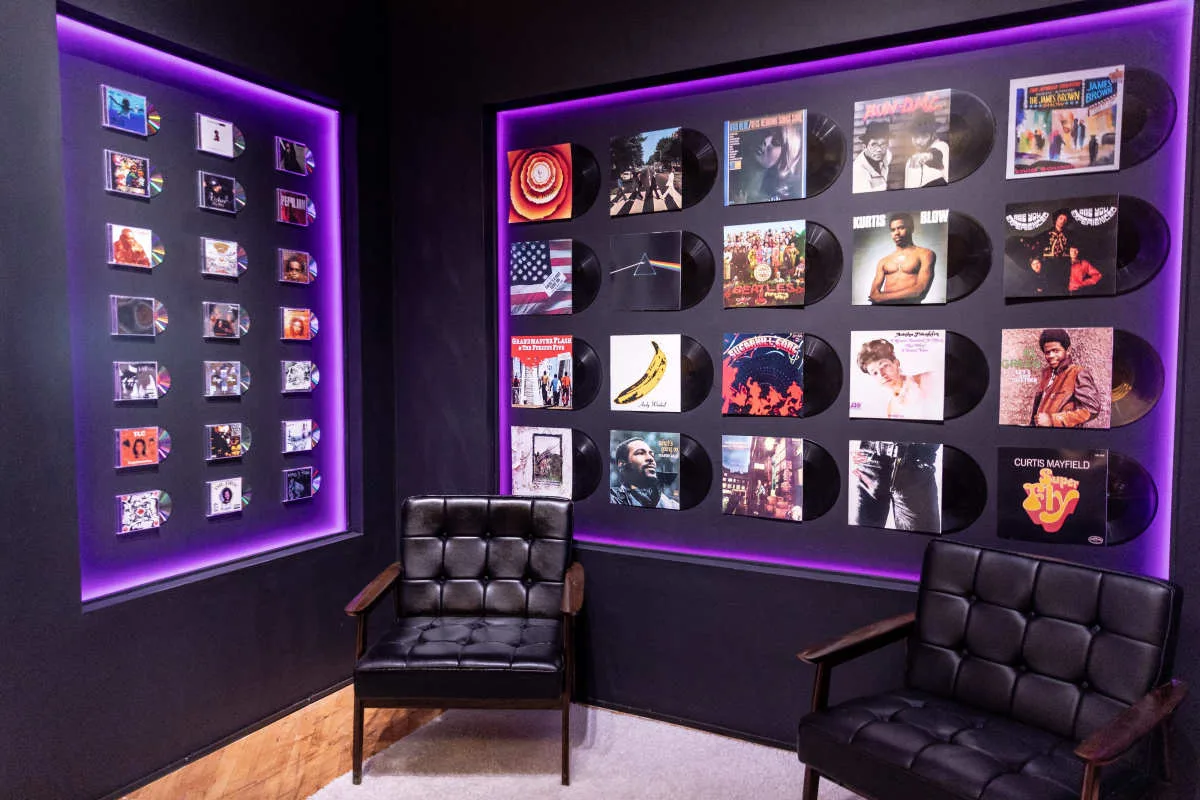 Versatile Sound Stage for Podcasts and Creative Content, 95 sqm, content creation, pop-up rental in Chicago, second interior…