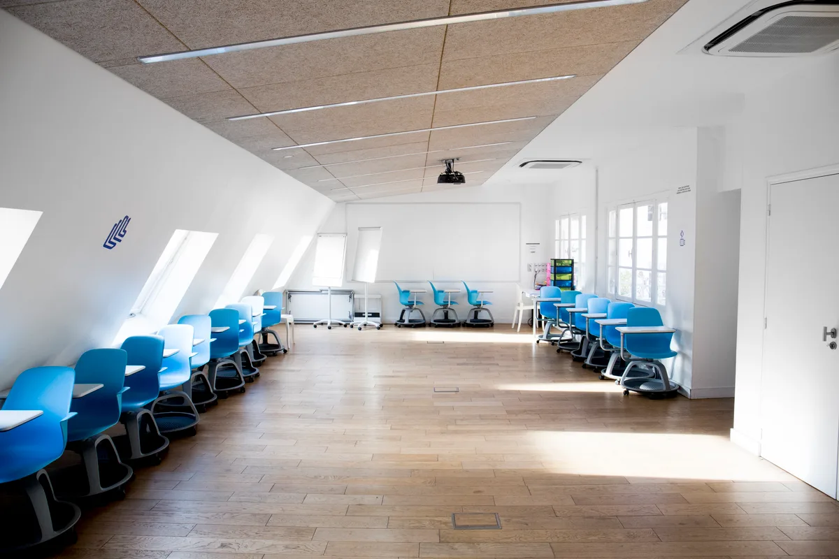 Versatile Space for Team Meetings and Training Sessions, 64 sqm, workshop, pop-up rental in Paris