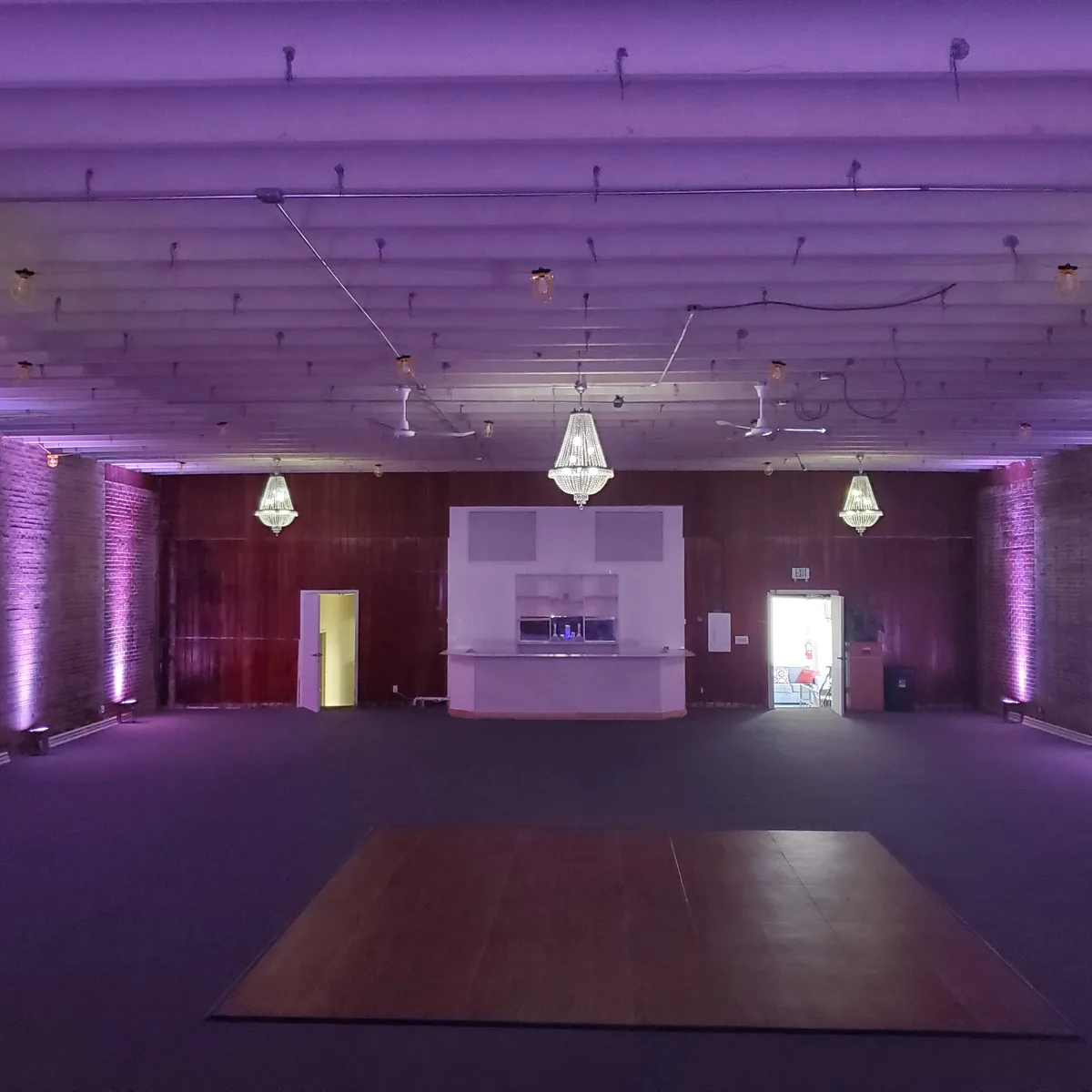 Versatile Space with Two Halls and Amenities, 251 sqm, retail activation, pop-up rental in Gary, third interior view