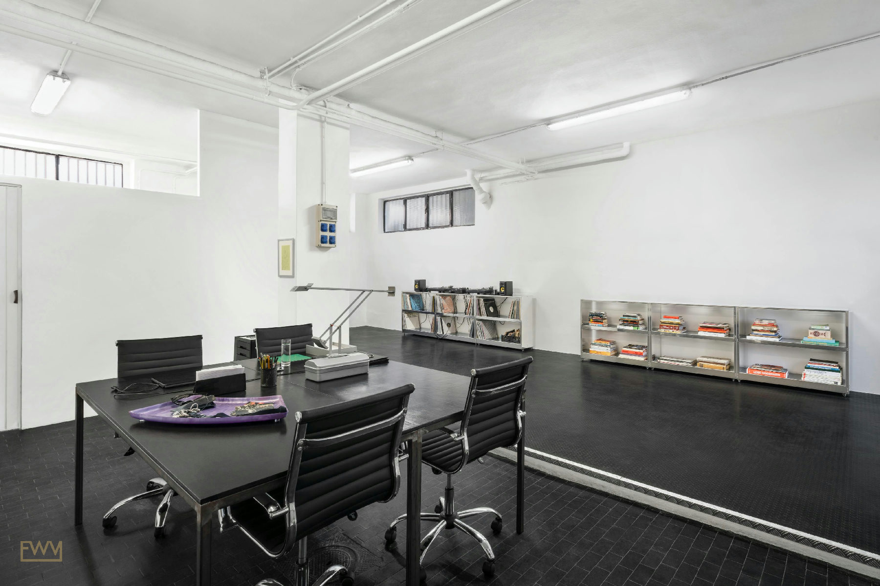 Versatile Studio and Showroom in Milan, 86 sqm, pop up store in Milano