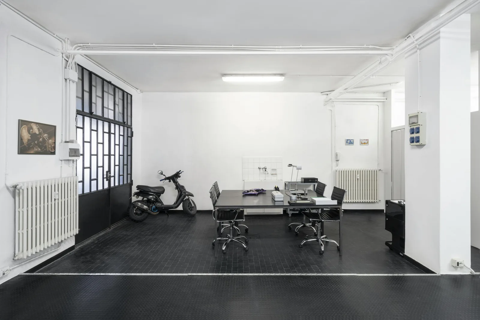 Versatile Studio and Showroom in Milan — 2