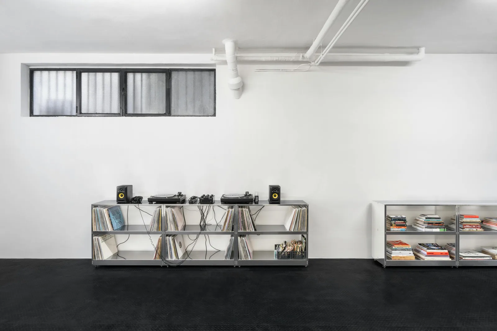 Versatile Studio and Showroom in Milan — 5