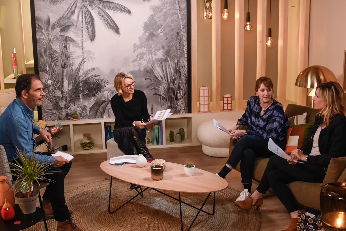 Versatile Studio for Video Production and Interviews, 36 sqm, content creation, pop-up rental in Boulogne-Billancourt, secon…