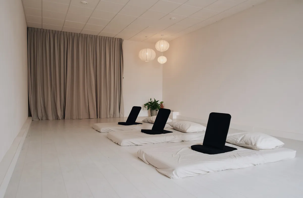 Versatile Studio for Yoga and Wellness Activities, 60 sqm, workshop, pop-up rental in Amsterdam