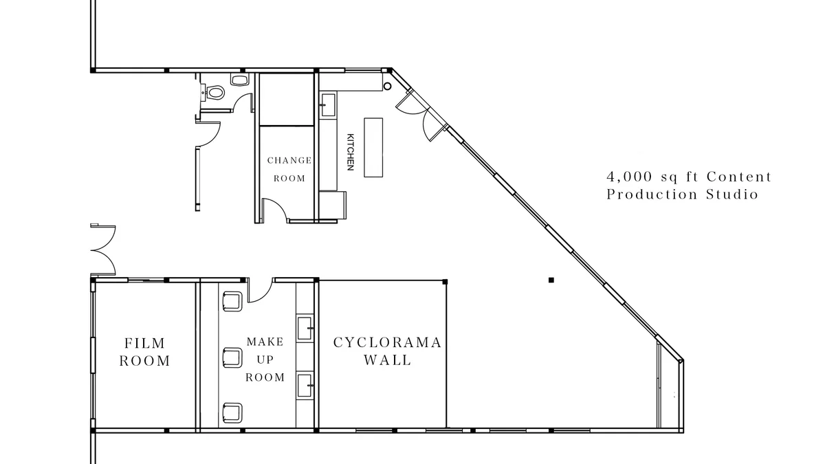 Versatile Studio Space for Creative Events in Toronto, 279 sqm, pop up store, additional interior view