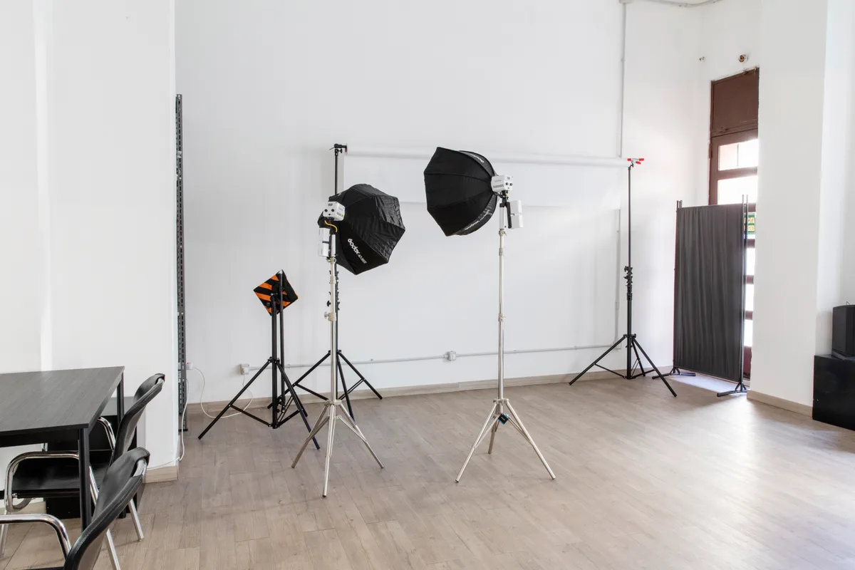 Versatile Studio Space for Creative Projects in Milan, 200 sqm, photo shoot, pop-up rental in Milano, third interior view