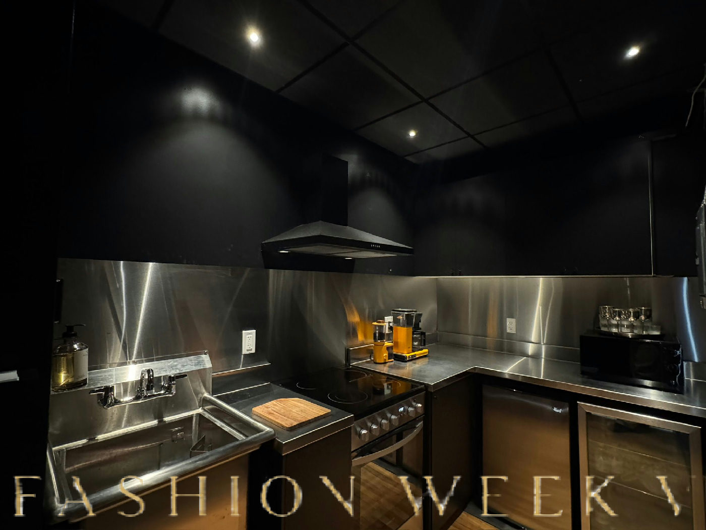 Versatile Studio Space for Fashion Events, 70 sqm, fashion pop up in Toronto, second interior view