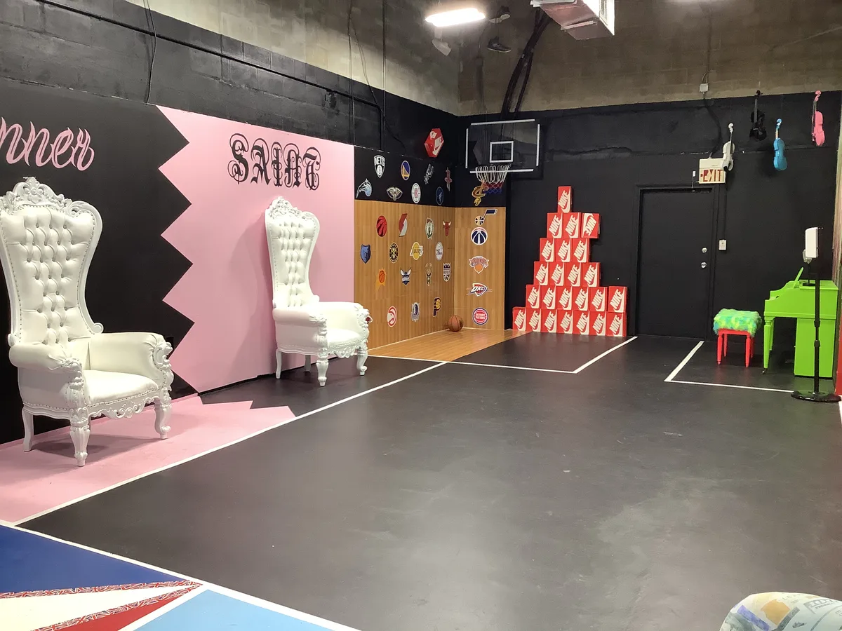 Versatile Studio Space for Photography and Events, 279 sqm, photo shoot, pop-up rental in Tampa, second interior view
