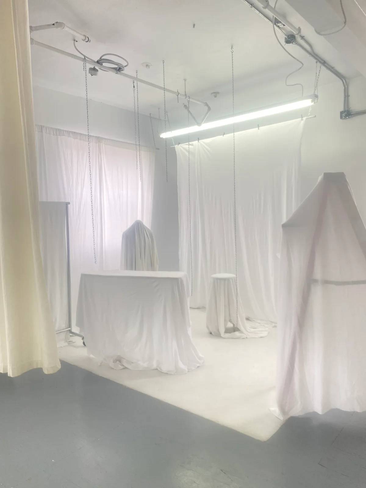 Versatile Studio Space for Photoshoots and Events, 139 sqm, photo shoot, pop-up rental in Montréal, second interior view