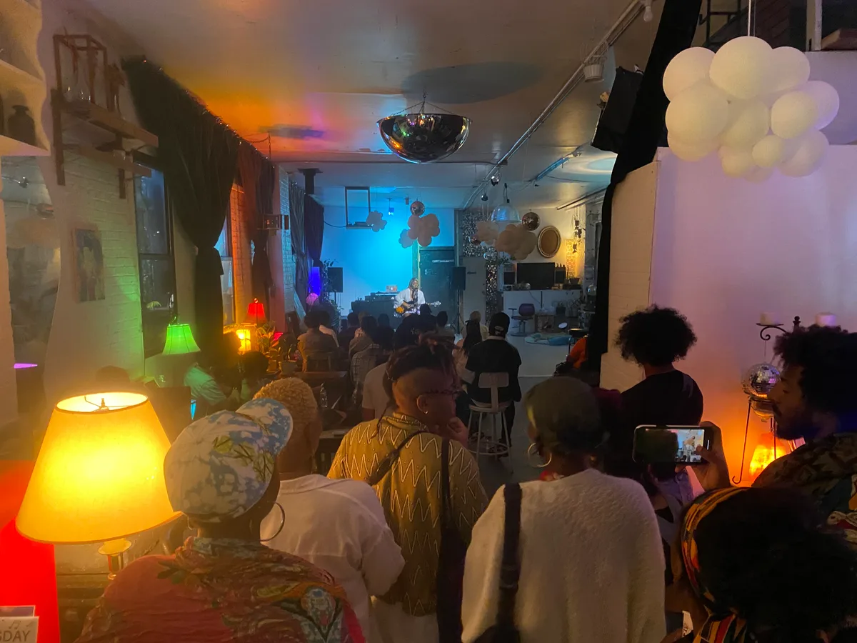 Versatile Studio Space in Mural-Filled Bushwick, 232 sqm, photo shoot, pop-up rental in Brooklyn, second interior view