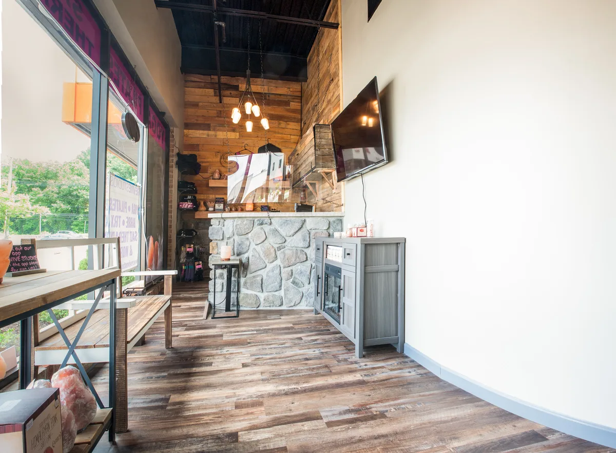 Versatile Studio Space with Reception and Amenities, 32 sqm, retail activation, pop-up rental in Mount Olive Township