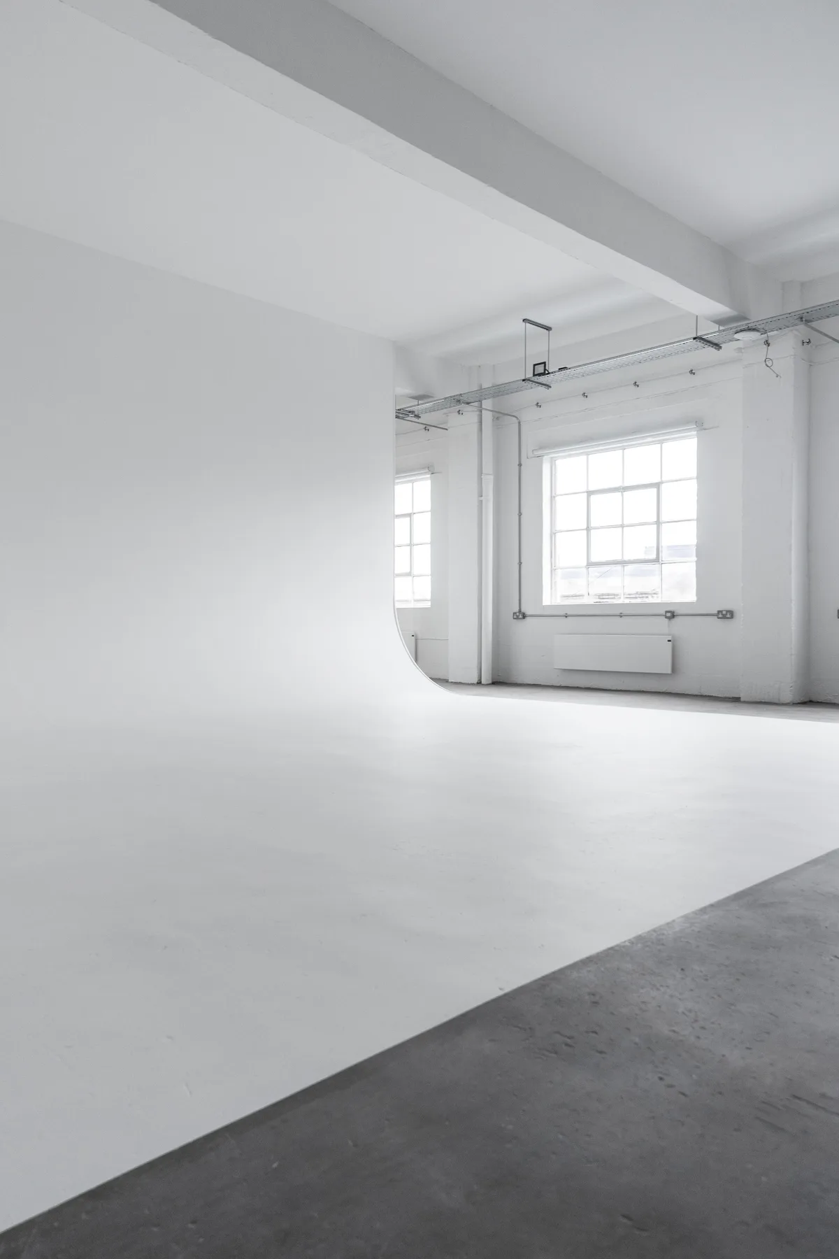 Versatile Studio with Comprehensive Amenities, 232 sqm, pop up store in Merseyside