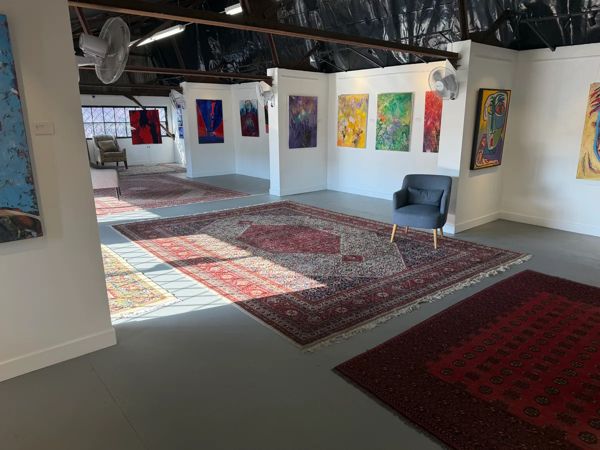 Versatile Upper-Level Gallery Space for Rent, 112 sqm, product launch, pop-up rental in Los Angeles