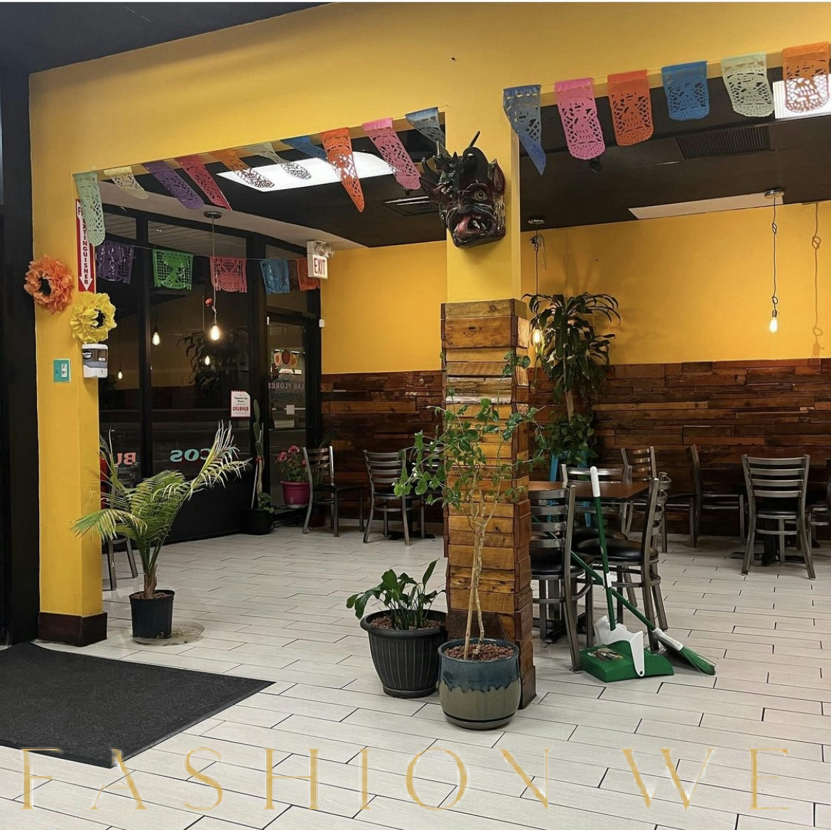 Versatile Venue for Events and Culinary Ventures, 167 sqm, pop up store in Chicago, second interior view