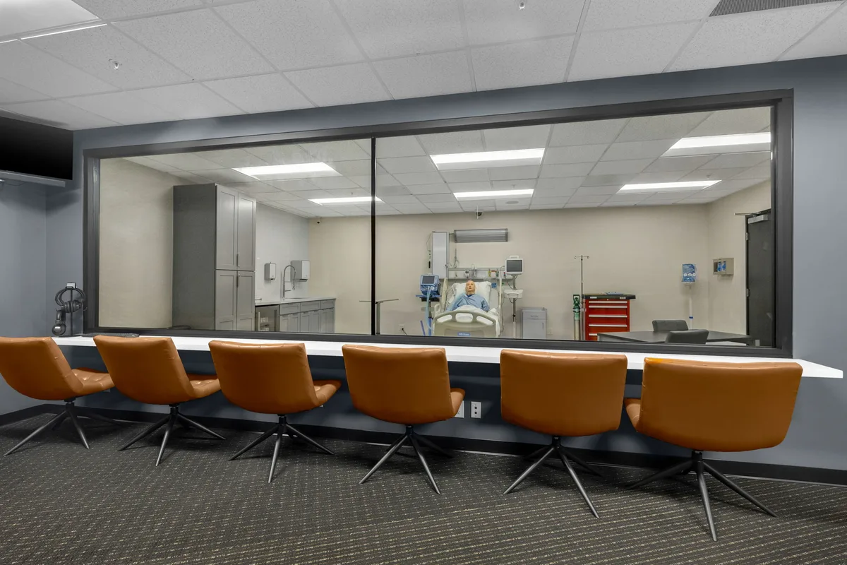 Versatile Venue for Professional and Creative Projects, 492 sqm, corporate event, pop-up rental in Tustin, interior view