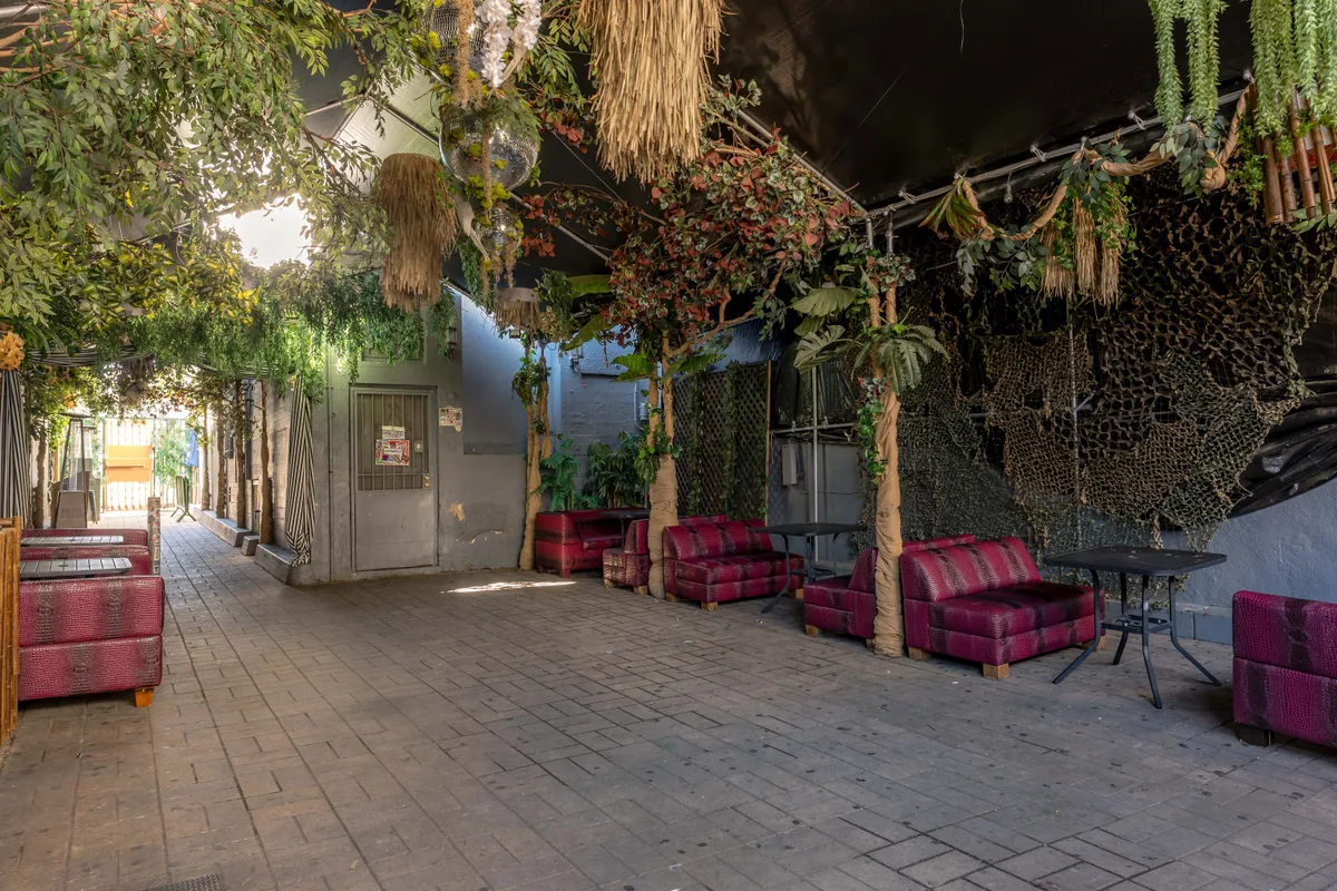 Versatile Venue with Captivating Ambiance, 743 sqm, private event, pop-up rental in Los Angeles, second interior view