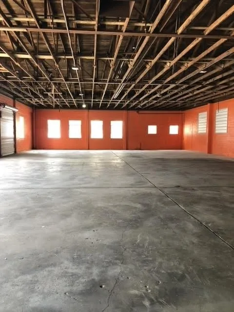 Versatile Warehouse and Office Showroom in San Antonio