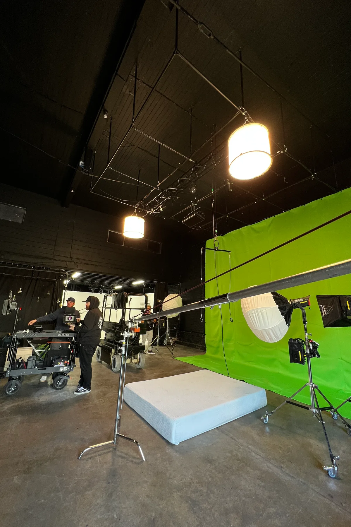 Versatile Warehouse Production Space with Outdoor Area, 279 sqm, pop up store in Crockett, second interior view