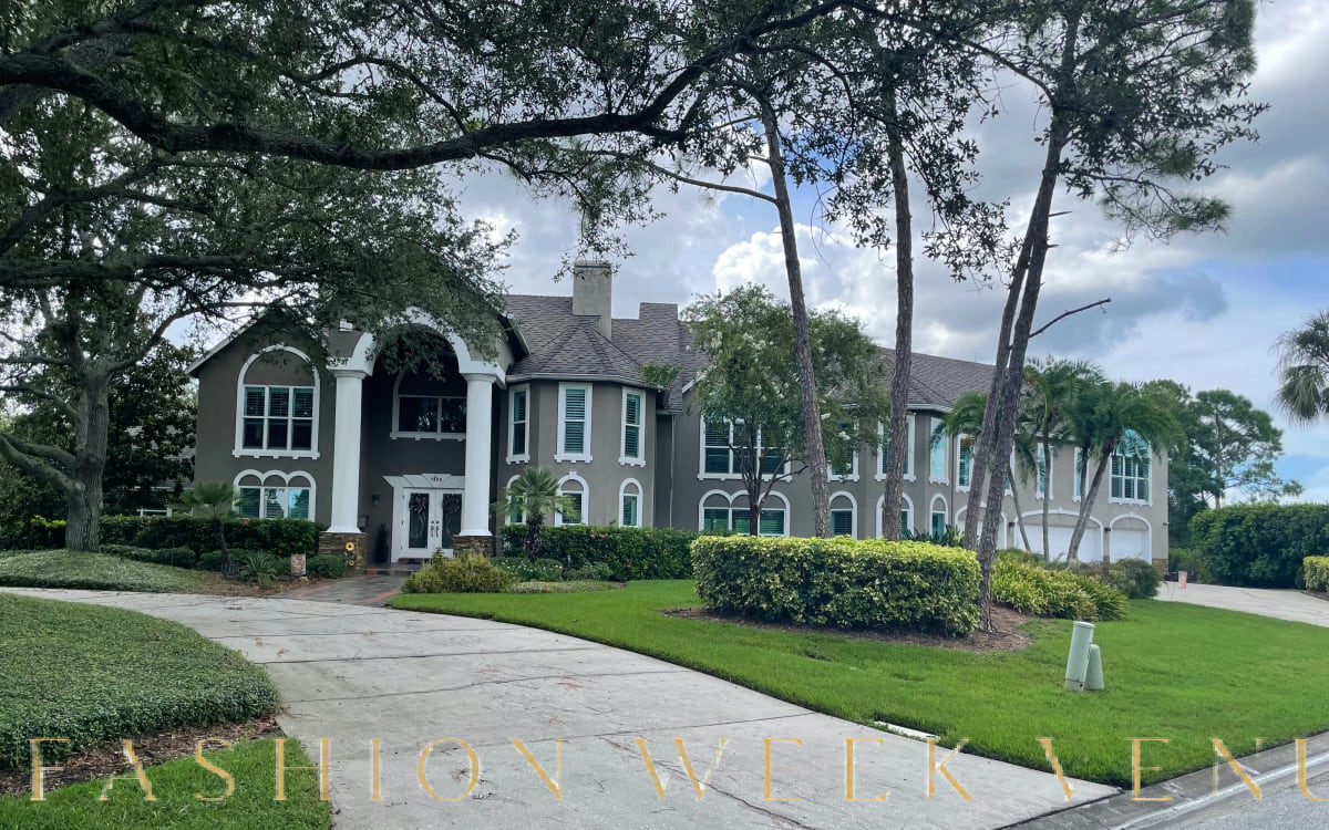 Versatile Waterfront Venue for Events and Productions, 604 sqm, video production, pop-up rental in Tampa