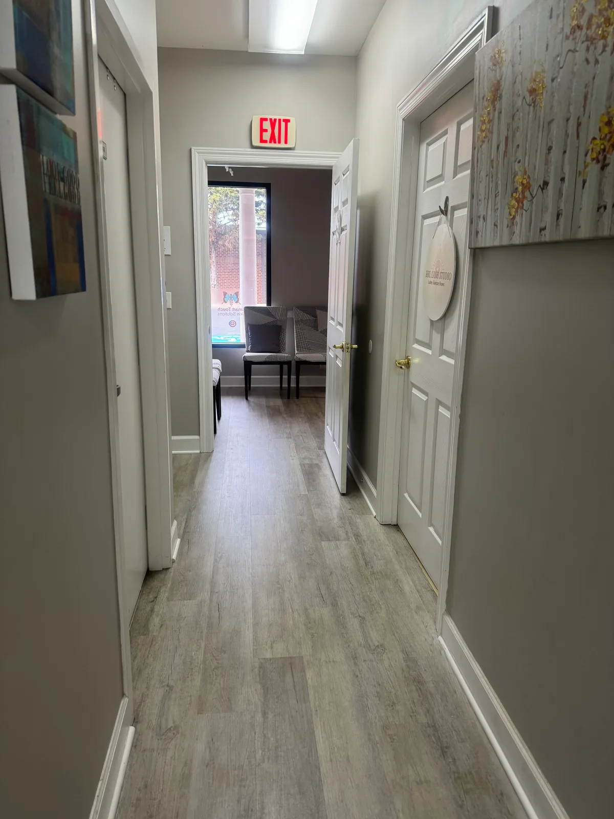 Versatile Wellness Space Available in Murfreesboro, 19 sqm, private event, pop-up rental, second interior view