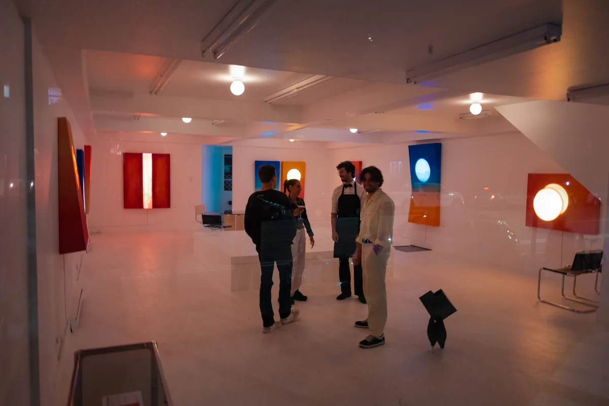 Versatile White Box Gallery for Events on Park Avenue, 186 sqm, art exhibition, pop-up rental in Montréal, third interior vi…