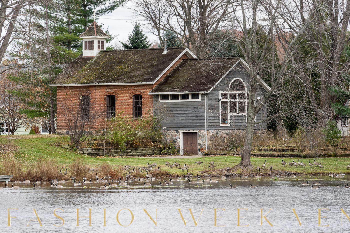 Versatile Workspace in Historic Frains Lake Schoolhouse, 121 sqm, gallery showing, pop-up rental in Ann Arbor, third interio…