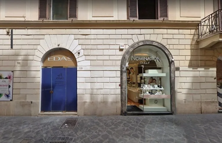 Via Frattina Retail and Showroom Space in Rome