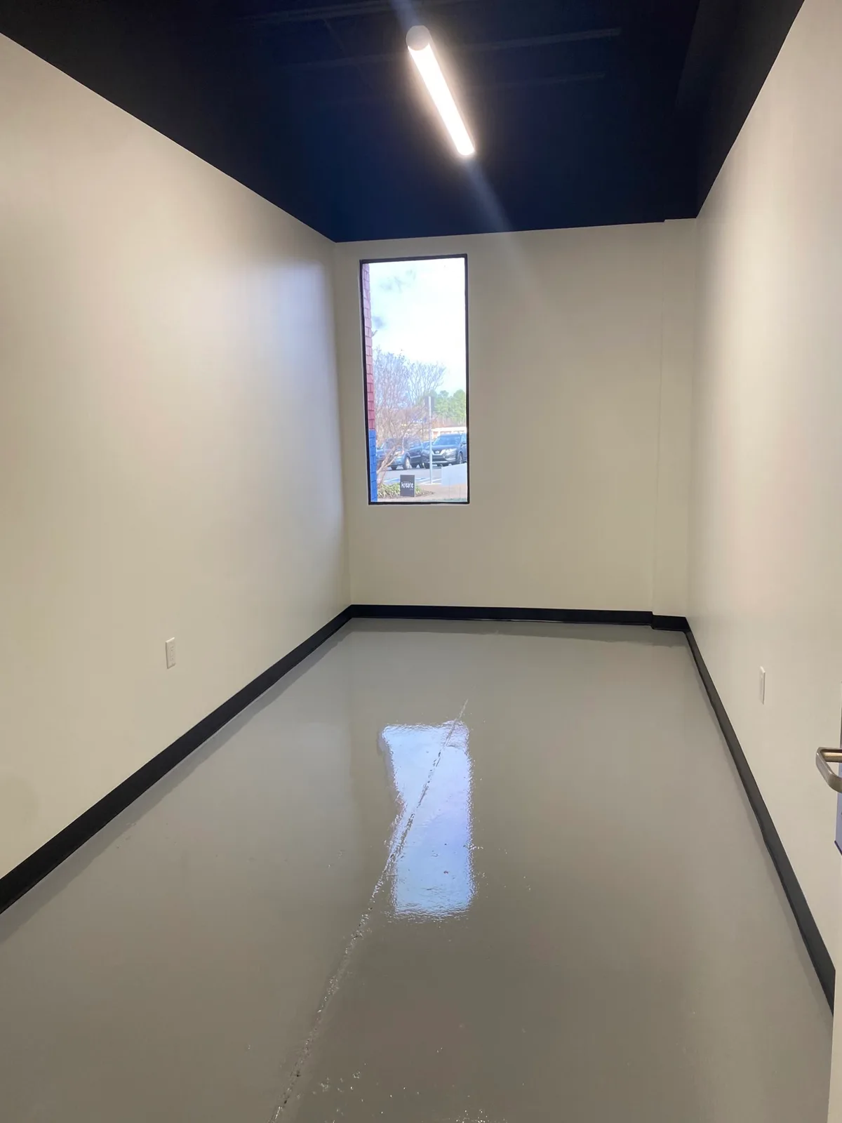 Vibrant Multi-Use Studio Space for Creatives, 16 sqm, pop up store in Nashville, second interior view
