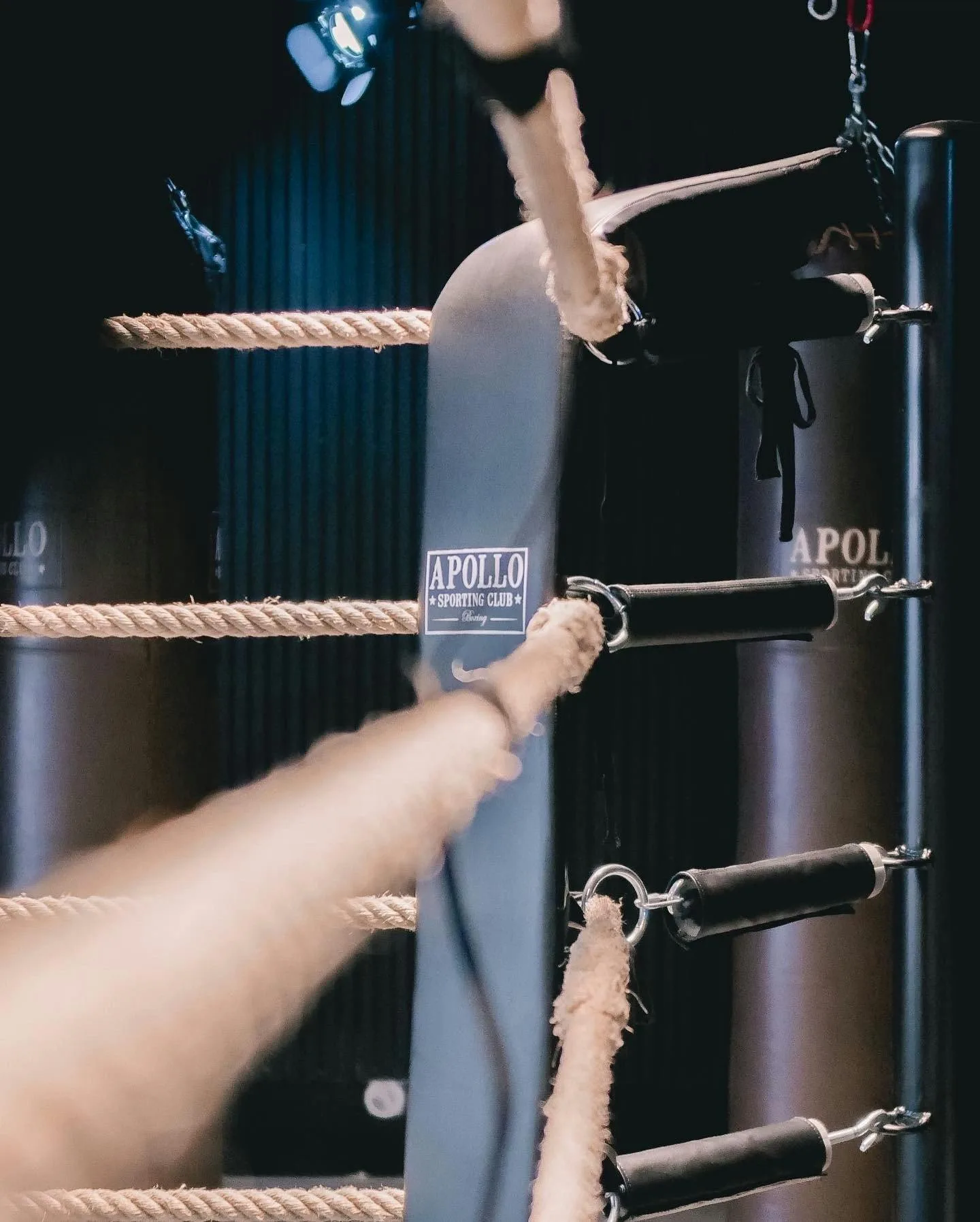 Vintage Boxing Club for Shoots and Events in Alfortville — 2