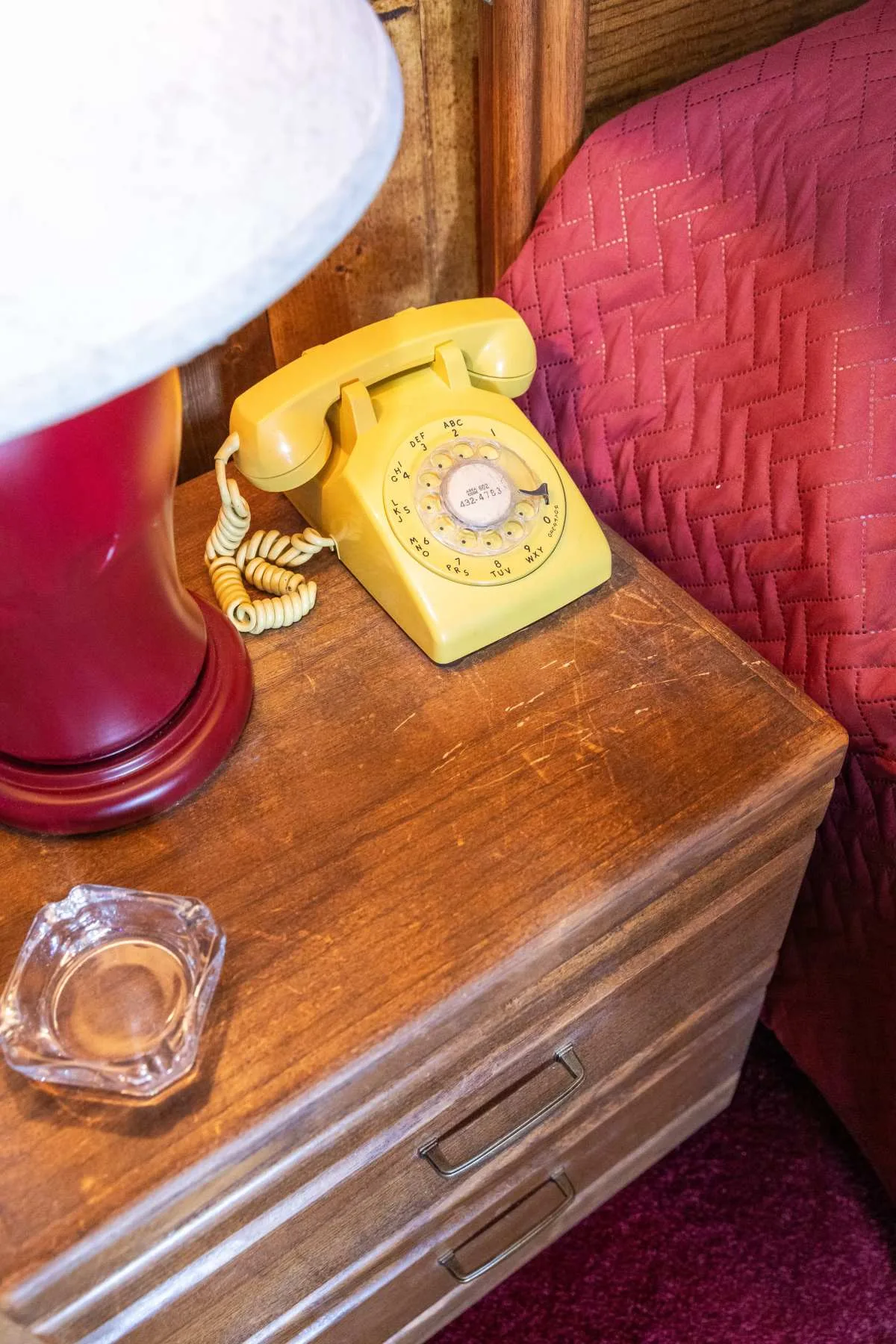 Vintage Motel Studio with Retro Americana Vibes, 95 sqm, photo shoot, pop-up rental in Chicago, third interior view