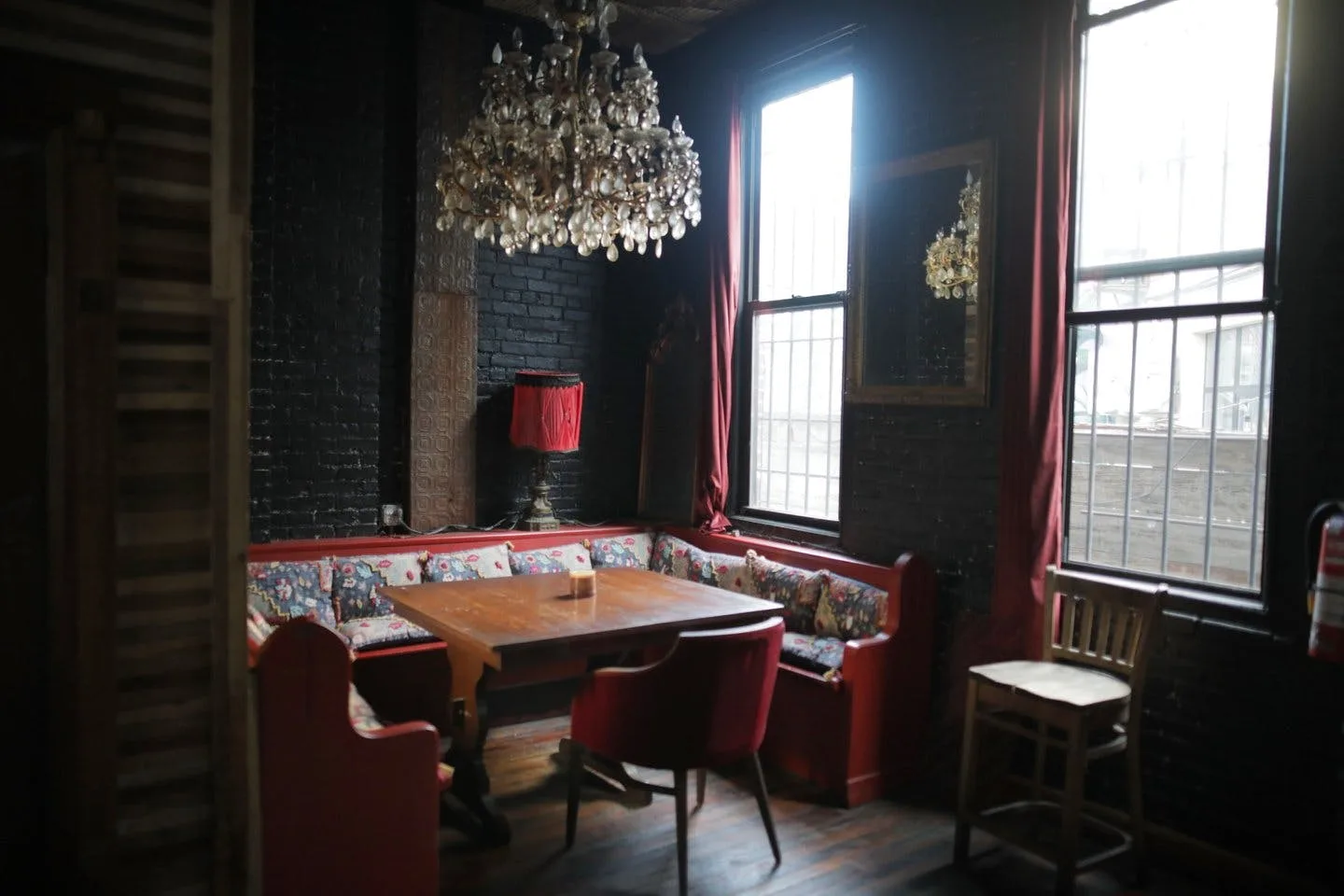 Vintage Multi-Story Space with Bar and Gallery in Bushwick — 4